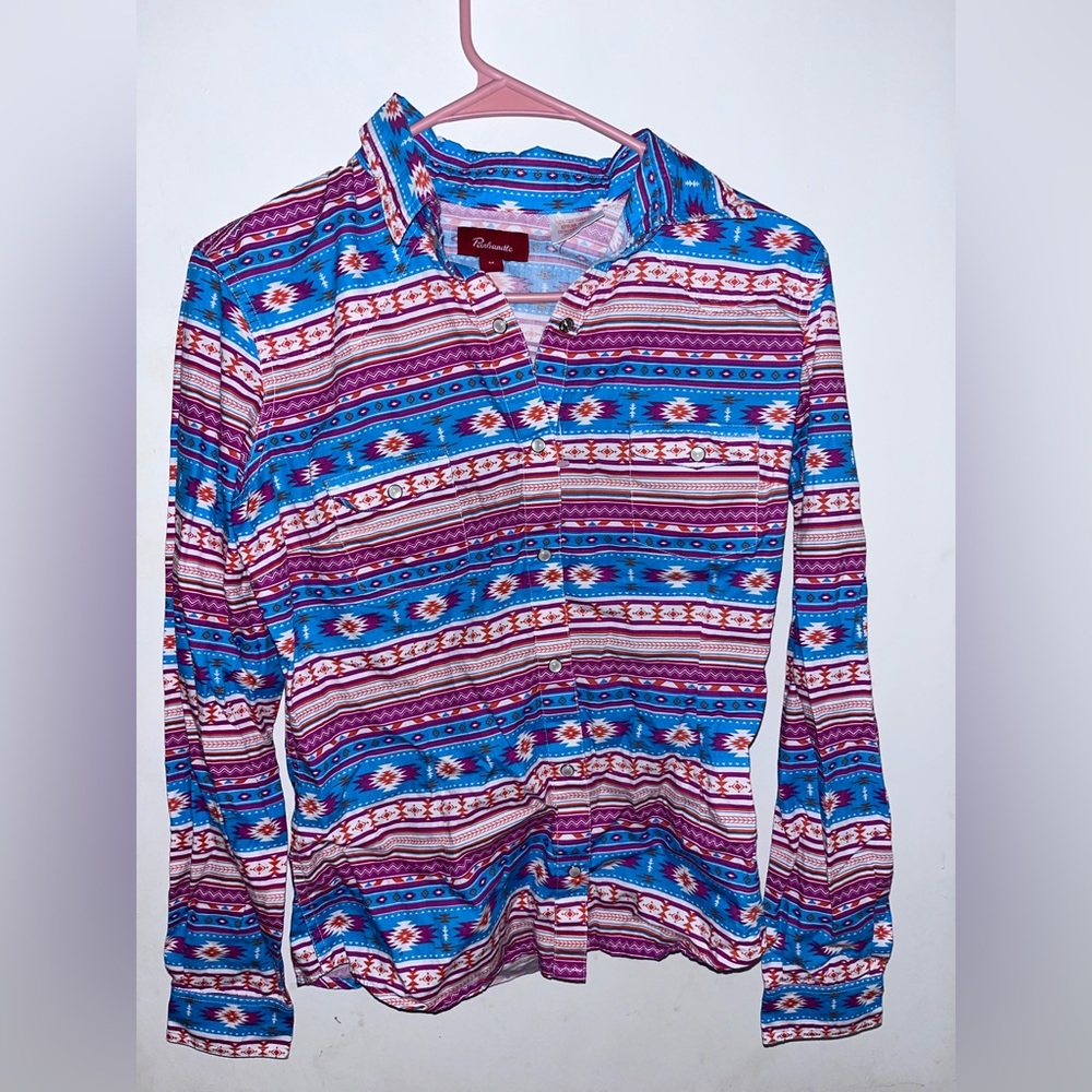 Woman’s rodeo shirt
